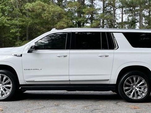 Used 2022 GMC Yukon XL Denali w/ Max Trailering Package image 6