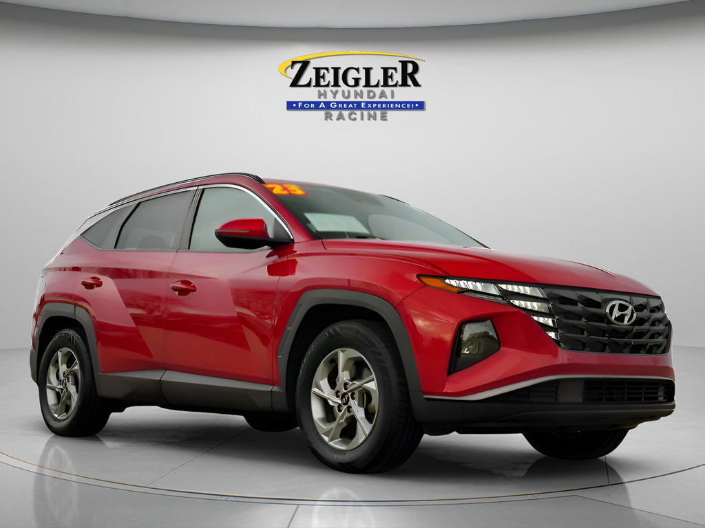 Used 2023 Hyundai Tucson SEL FWD image 1