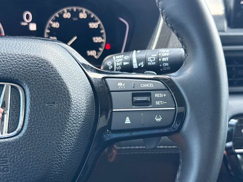 Used 2025 Honda Pilot EX-L image 29