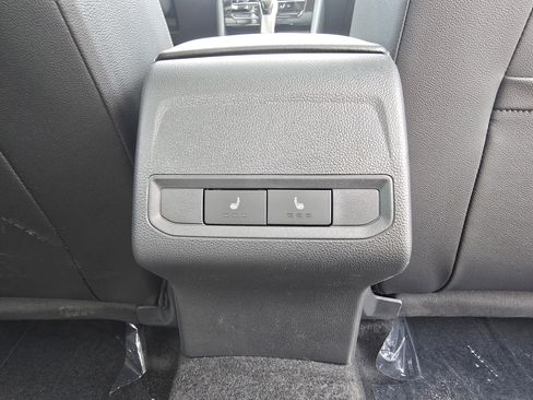 New 2026 Volkswagen Jetta SEL FWD image 18