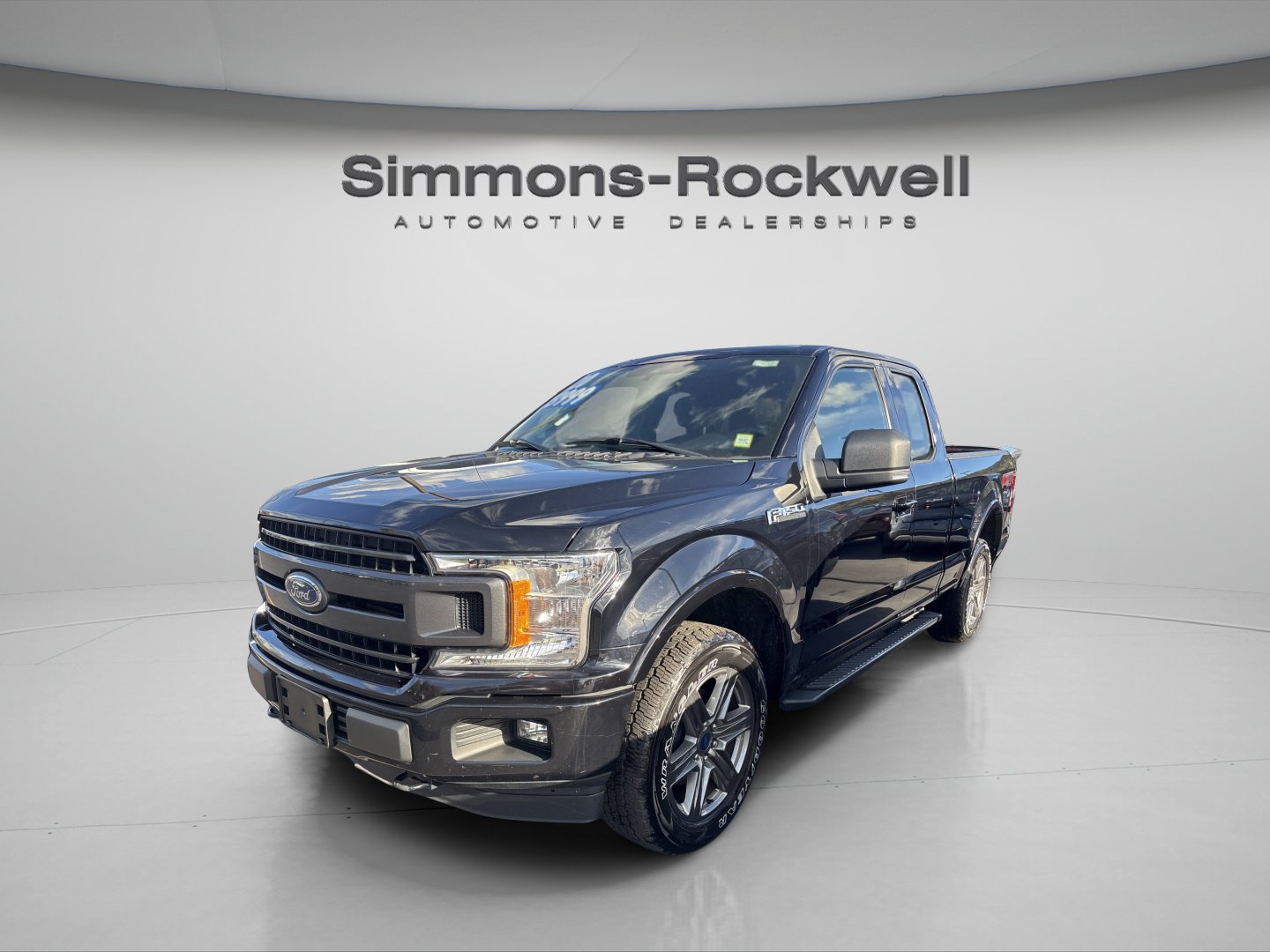 Used 2020 Ford F150 4x4 SuperCab image 2