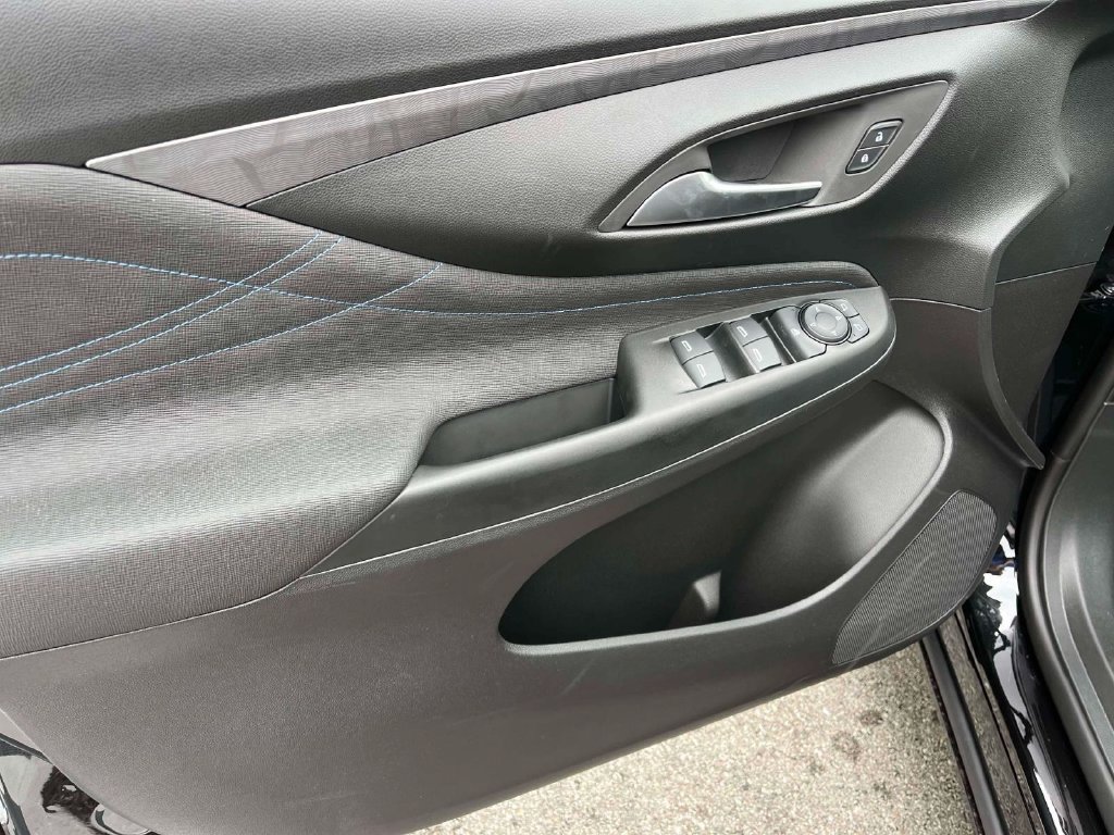 New 2026 Buick Envista Sport Touring w/ Convenience I Package FWD image 18