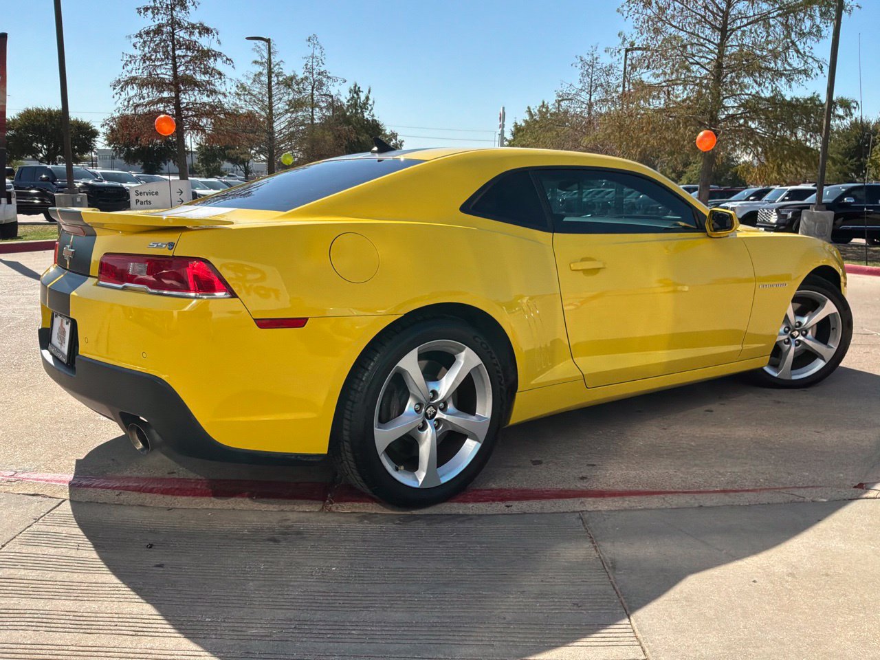 Used 2015 Chevrolet Camaro SS RWD image 6