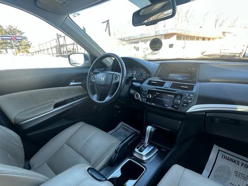 Used 2014 Honda Crosstour EX-L image 26