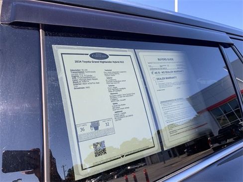 Certified 2024 Toyota Grand Highlander XLE image 38