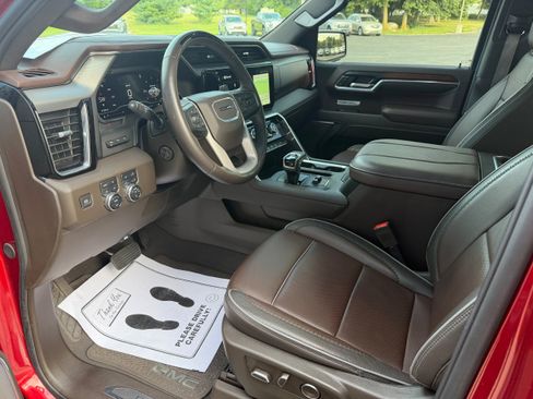 Used 2024 GMC Sierra 1500 Denali AWD/4WD image 21