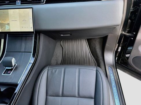 New 2026 Land Rover Range Rover Evoque S AWD/4WD image 17