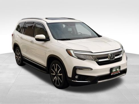 Used 2020 Honda Pilot Touring image 3
