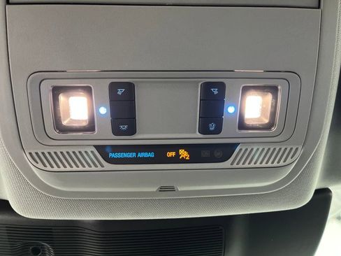 Used 2023 Ford Explorer XLT w/ Equipment Group 202A image 34