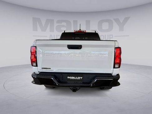 Used 2025 Chevrolet Colorado Trail Boss AWD/4WD image 4