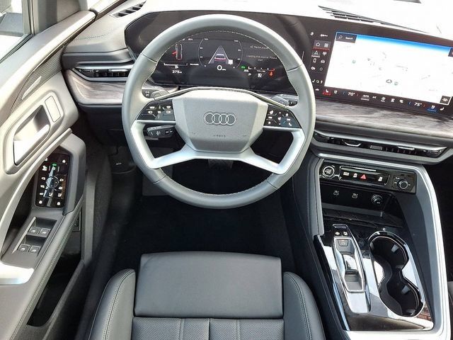 Used 2025 Audi Q5 Premium Plus w/ Premium Plus AWD/4WD image 7