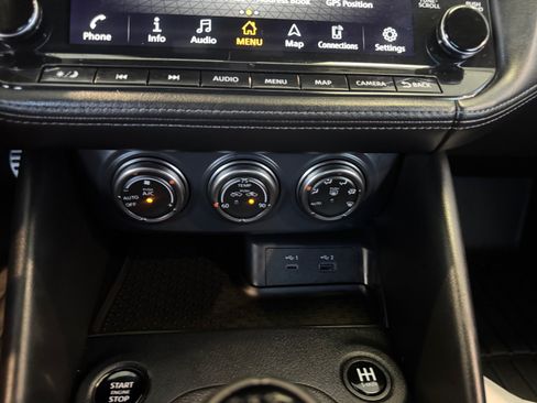 Used 2024 Nissan Z Performance w/ Heritage Edition RWD image 12