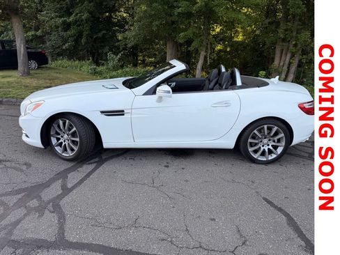 Used 2016 Mercedes-Benz SLK 300 image 5