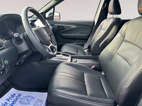 Certified 2022 Honda Passport TrailSport image 9