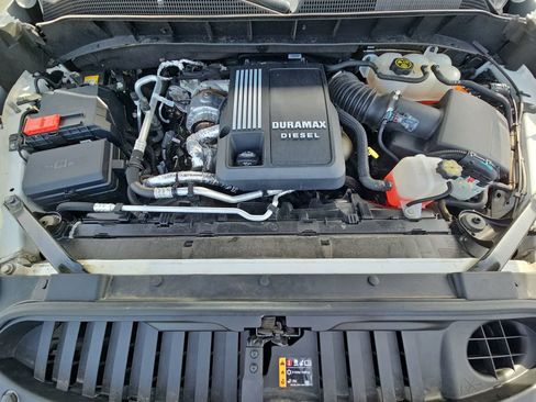 Used 2022 Chevrolet Silverado 1500 RST AWD/4WD image 12