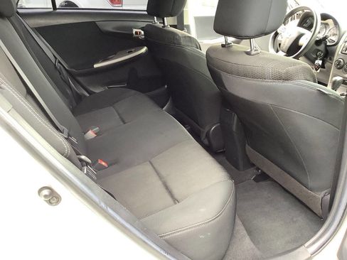 Used 2013 Toyota Corolla S FWD image 29