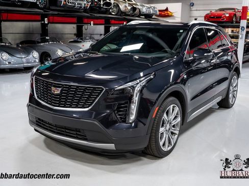 Used 2023 Cadillac XT4 Premium Luxury image 11