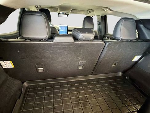 Used 2021 Ford Mustang Mach-E Select w/ Comfort/Appearance Package image 25