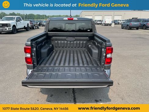 Used 2025 Ford Maverick Lobo AWD/4WD image 11