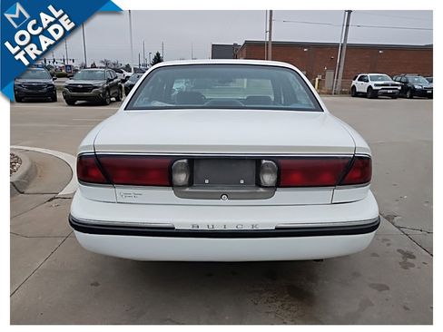 Used 1997 Buick Le Sabre Custom w/ Headliner Lighting Pkg image 7