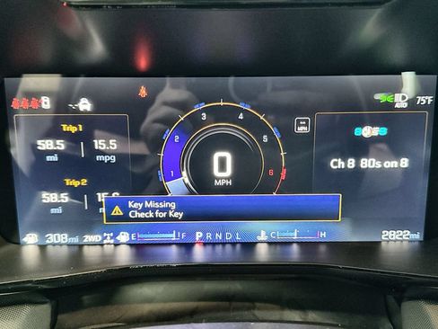Used 2026 Chevrolet Colorado Z71 w/ Technology Package AWD/4WD image 18