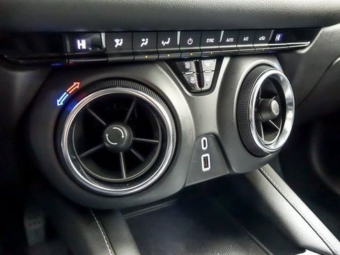 Used 2023 Chevrolet Blazer LT w/ Driver Confidence Package image 18