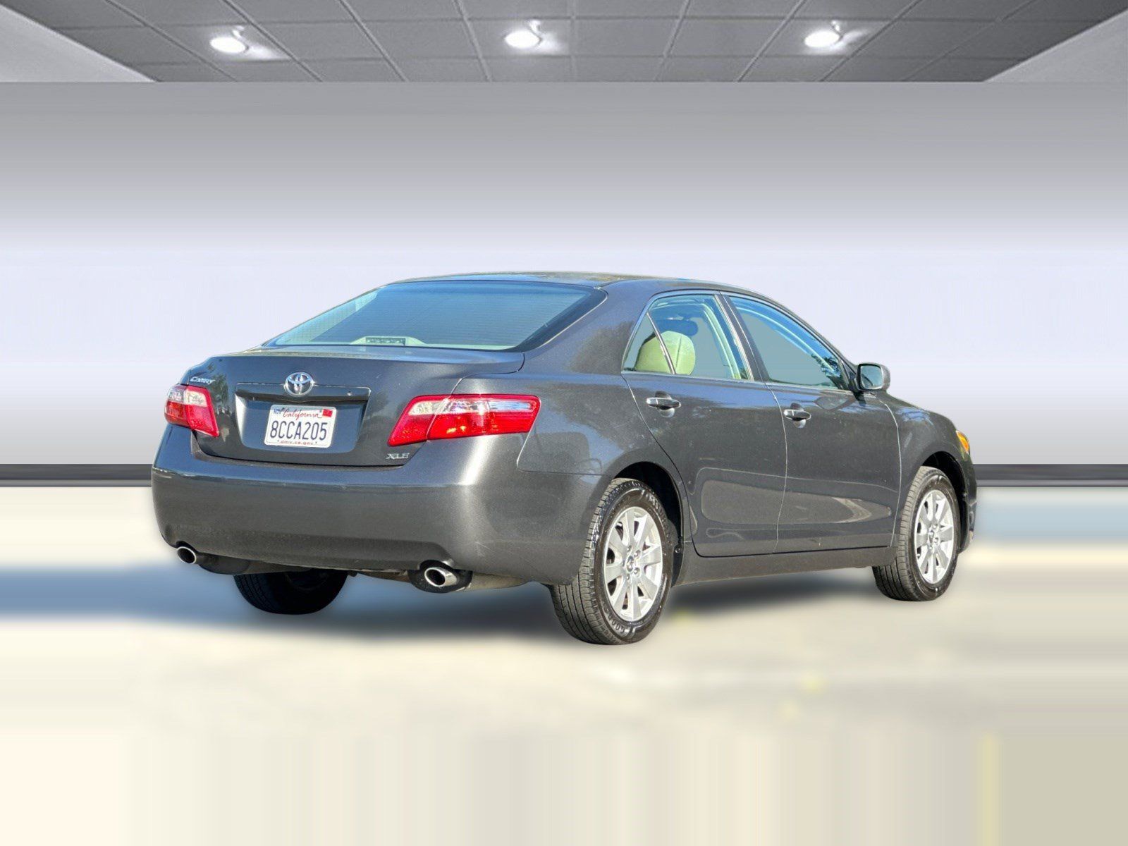 Used 2007 Toyota Camry XLE FWD image 9