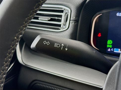 Used 2023 Jeep Wagoneer Series II image 3