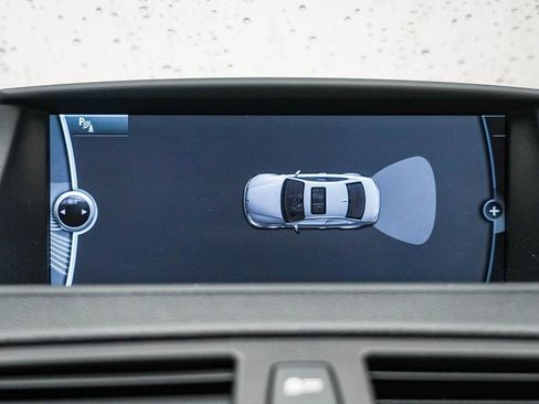 Used 2011 BMW 1 Series M image 24