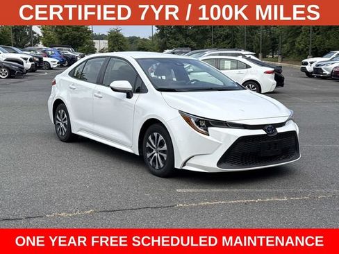 Used 2022 Toyota Corolla LE FWD image 1