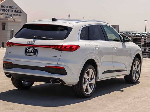 New 2026 Audi Q5 Premium AWD/4WD image 4