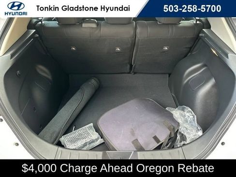 Used 2025 Nissan Leaf S FWD image 15