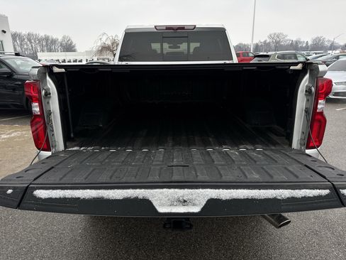 Certified 2022 Chevrolet Silverado 2500 High Country w/ Z71 Off-Road Package image 26