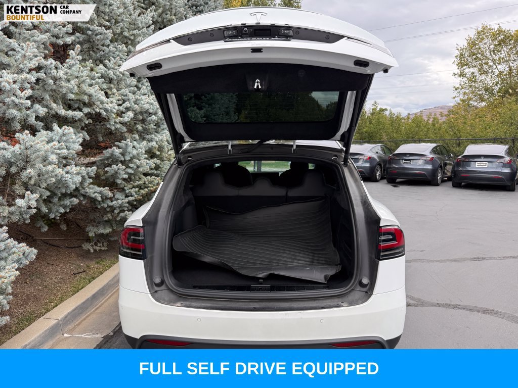 Used 2023 Tesla Model X AWD/4WD image 34