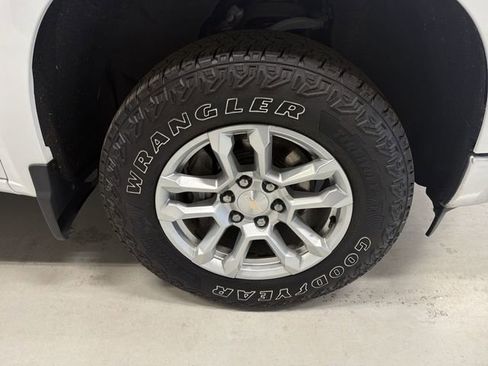 Certified 2024 Chevrolet Silverado 1500 LT w/ Z71 Off-Road Package AWD/4WD image 14