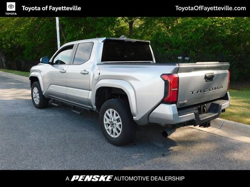 Used 2025 Toyota Tacoma SR5 AWD/4WD image 3
