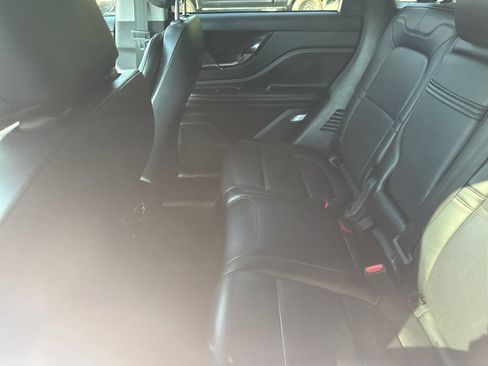 Used 2022 Lincoln Corsair AWD w/ Premium Package image 9