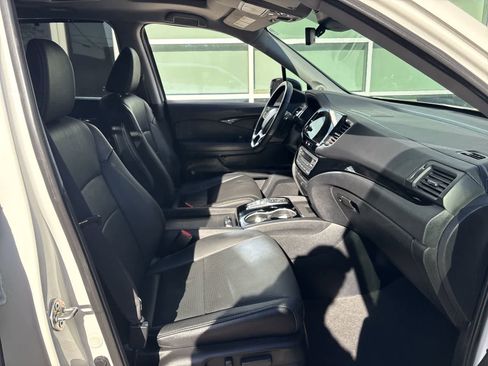 Used 2019 Honda Pilot Elite image 13