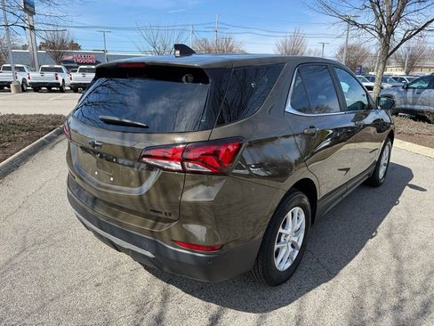 Used 2023 Chevrolet Equinox LT image 5