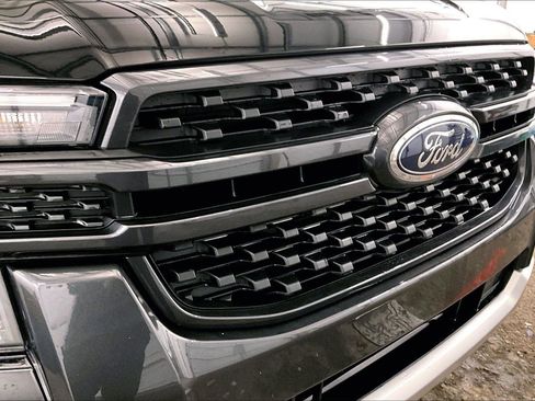 New 2025 Ford Ranger XLT w/ FX4 Off-Road Package image 29