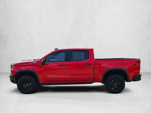 Used 2023 Chevrolet Silverado 1500 ZR2 w/ Technology Package image 9