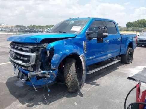 Used 2021 Ford F250 Platinum w/ Tremor Off-Road Package AWD/4WD image 2