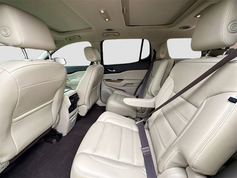 Used 2019 GMC Acadia Denali w/ Technology Package image 25