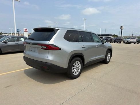Used 2026 Toyota Grand Highlander AWD Hybrid image 6