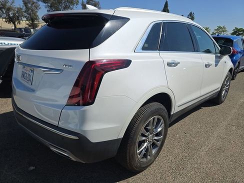 Used 2021 Cadillac XT5 Premium Luxury FWD image 4