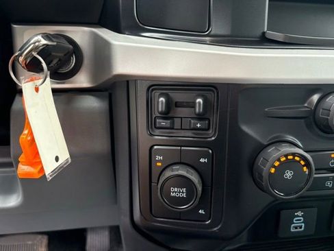 New 2025 Ford F550 4x4 Crew Cab Super Duty image 17