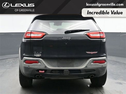 Used 2015 Jeep Cherokee Trailhawk w/ Comfort/Convenience Group image 7