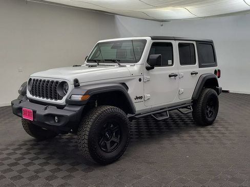 Used 2026 Jeep Wrangler Unlimited Sport AWD/4WD image 1
