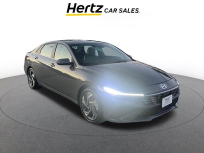 Used 2025 Hyundai Elantra Limited