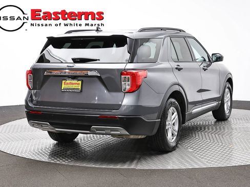Used 2023 Ford Explorer XLT w/ Equipment Group 202A image 5
